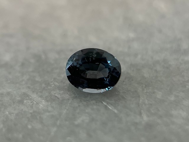 Spinel - 0.45 carat natuurlijke spinel - afbeelding 1 van  4
