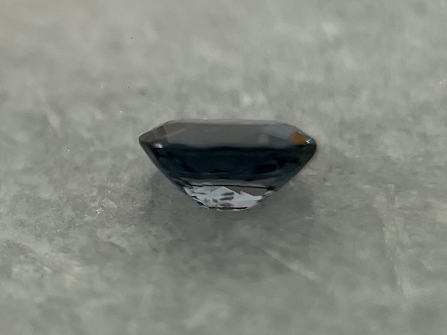 Spinel - 0.45 carat natuurlijke spinel - afbeelding 2 van  4
