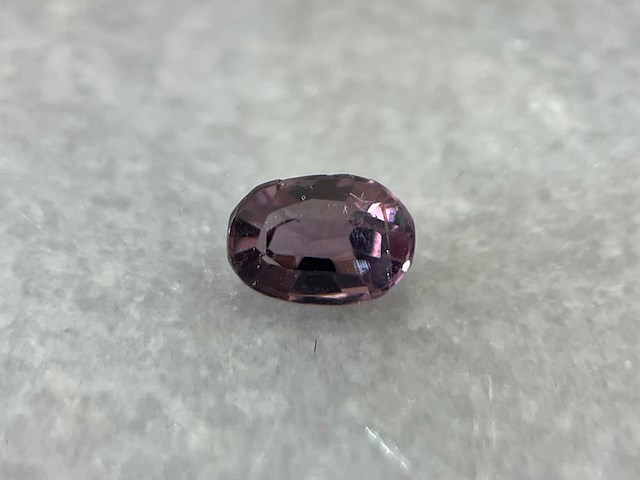 Spinel - 0.76 carat natuurlijke spinel - afbeelding 1 van  6