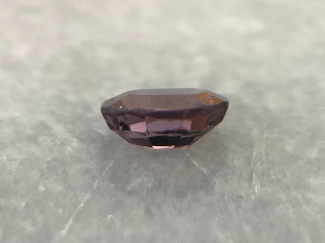 Spinel - 0.76 carat natuurlijke spinel - afbeelding 2 van  6
