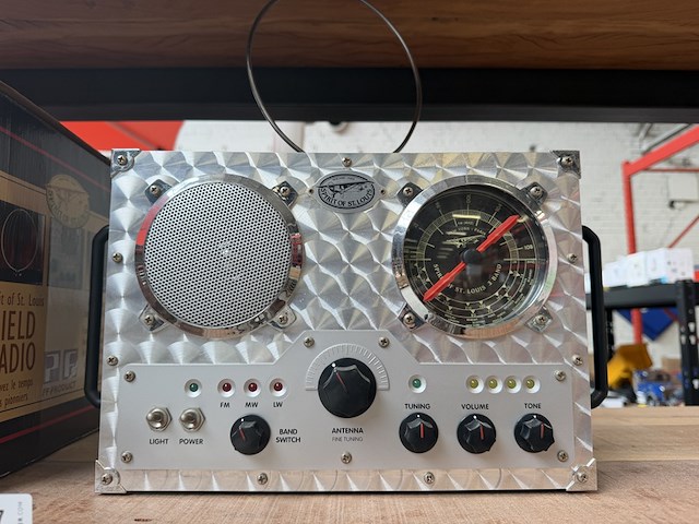 Spirit of st. louis field radio - afbeelding 2 van  5