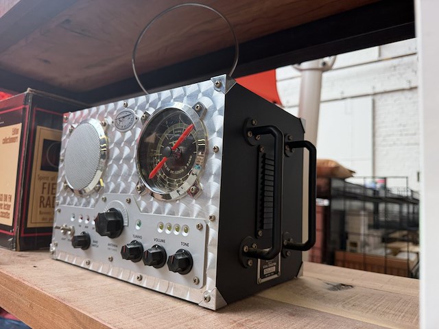 Spirit of st. louis field radio - afbeelding 4 van  5