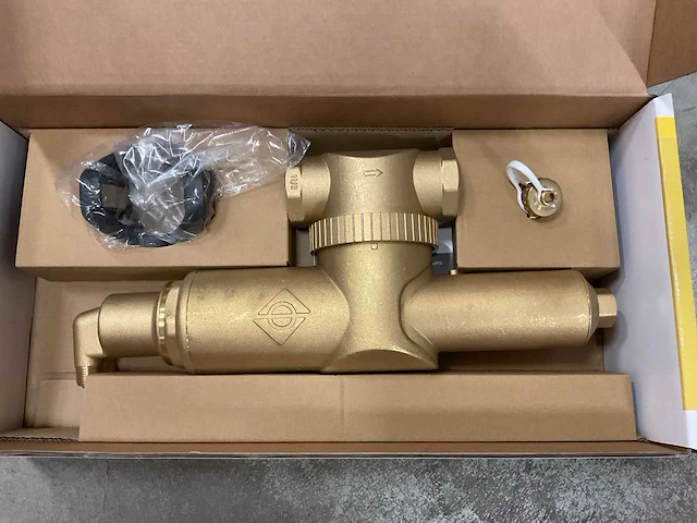 Spirotech spirocombi uc150wj lucht-/vuilafscheider - afbeelding 2 van  3