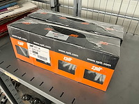 Spit 8x90/60 p slagplug (400x) - afbeelding 1 van  2