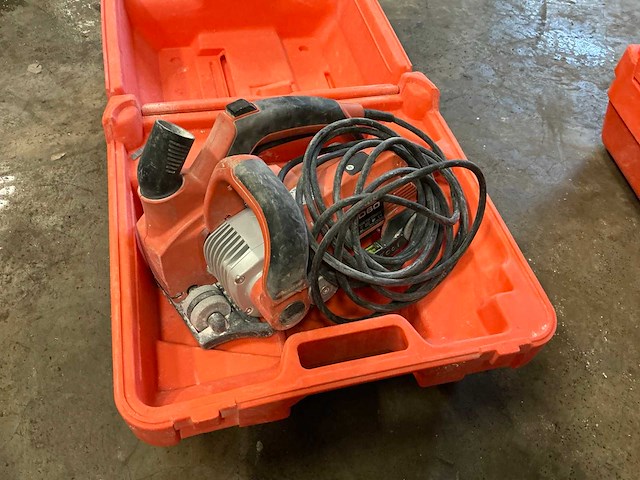 Spit d 60 muurzaagmachine - afbeelding 1 van  4