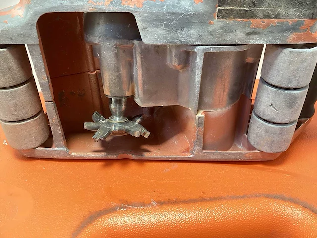 Spit f 40 muursleuvenfrees - afbeelding 6 van  9