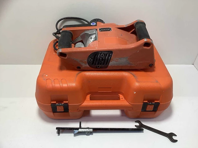 Spit f 40 muursleuvenfrees - afbeelding 1 van  7