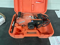 Spit f 40 sleuvenfrees - afbeelding 1 van  2