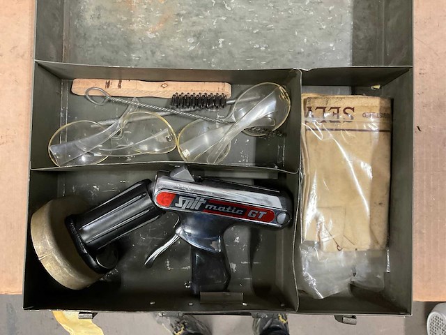 Spit matic gt spijkerpistool - afbeelding 2 van  3