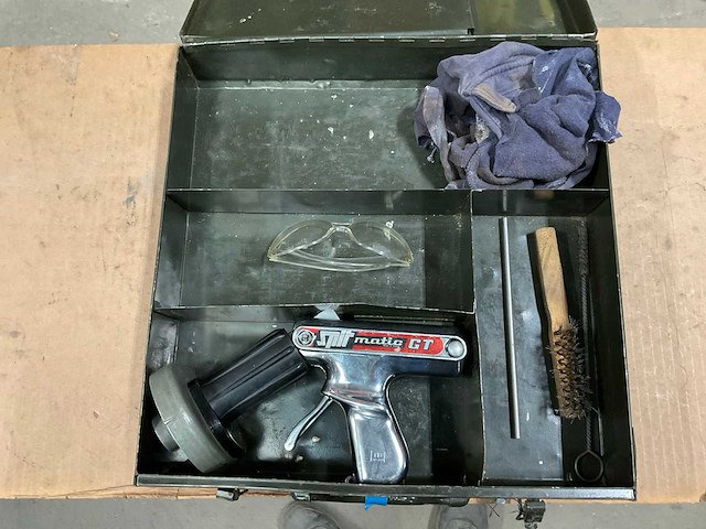 Spit matic gt spijkerpistool - afbeelding 2 van  3