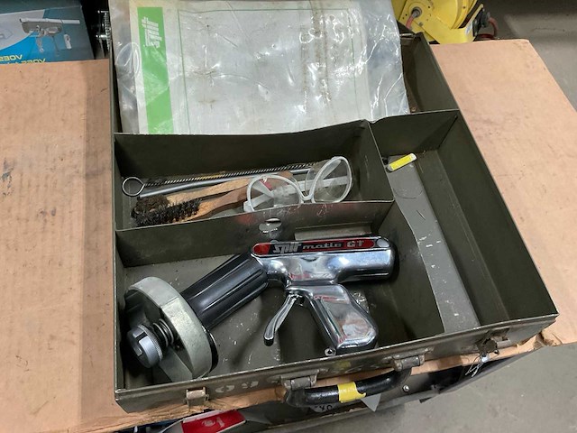 Spit matic gt spijkerpistool - afbeelding 3 van  3