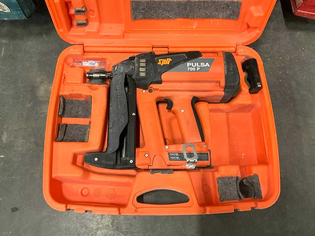 Spit pulsa 700 p gas-tacker - afbeelding 1 van  5