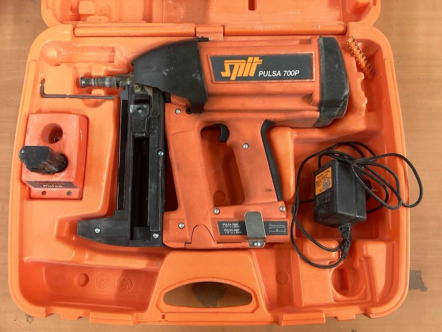 Spit pulsa 700p pneumatische schiethamer incl. accu + acculader + koffer - afbeelding 3 van  10