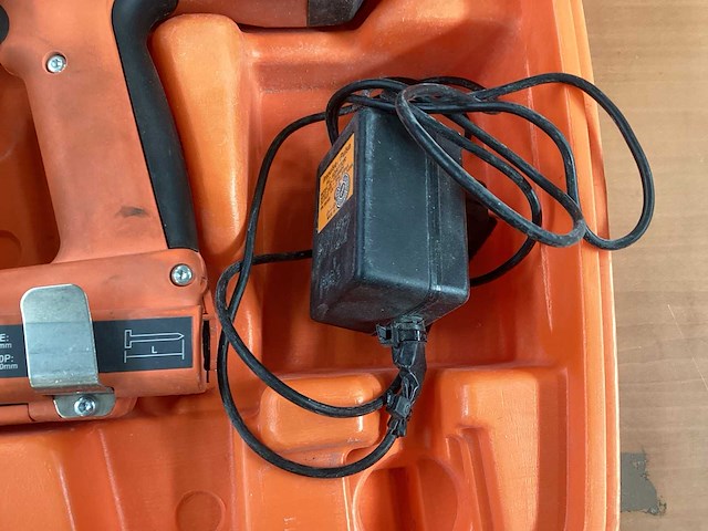 Spit pulsa 700p pneumatische schiethamer incl. accu + acculader + koffer - afbeelding 5 van  10