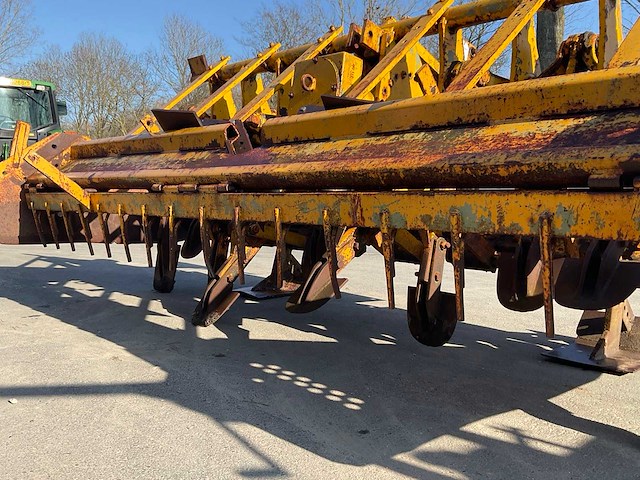 Spitmachine - afbeelding 4 van  8