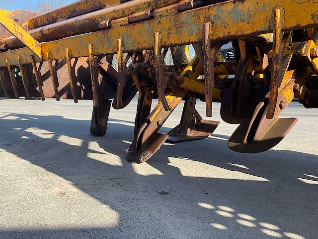 Spitmachine - afbeelding 6 van  8