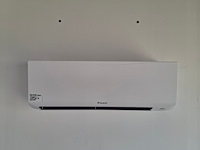 Splitairco binnenunit daikin, ftxc25dv1b, bouwjaar 2024 - afbeelding 1 van  5