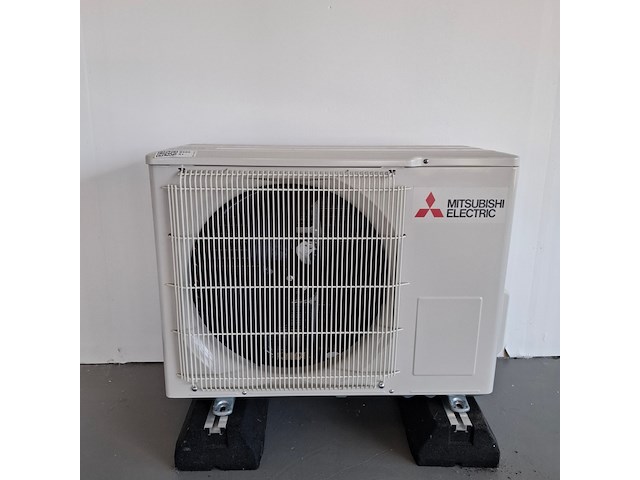 Splitairco buitenunit mitsubishi, muz-hr25vf, bouwjaar 2022 - afbeelding 1 van  4
