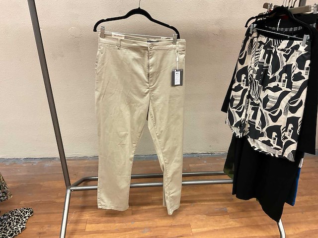 Splus by zusse, zoey, curviss, gozzipwoman, only partij grote maten kleding (15x) - afbeelding 9 van  30