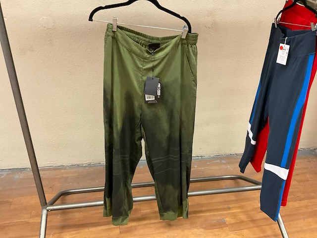 Splus by zusse, zoey, curviss, gozzipwoman, only partij grote maten kleding (15x) - afbeelding 18 van  30