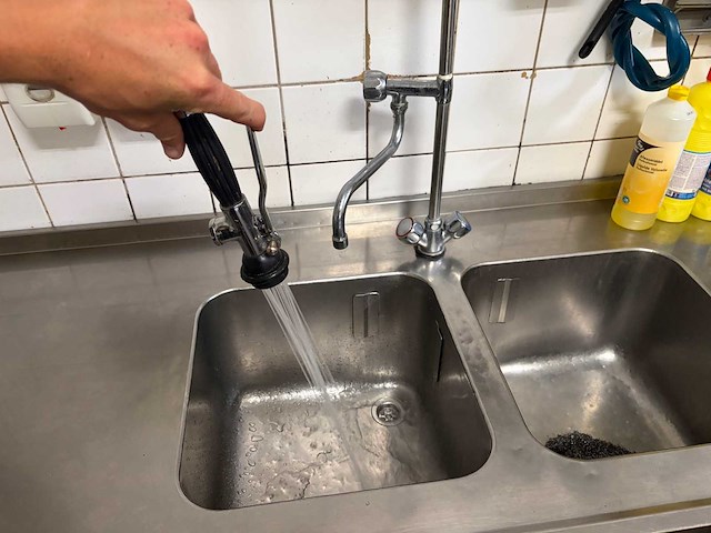 Spoelkeuken met assesoires - afbeelding 9 van  35