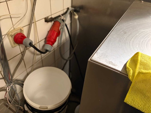 Spoelkeuken met assesoires - afbeelding 29 van  35