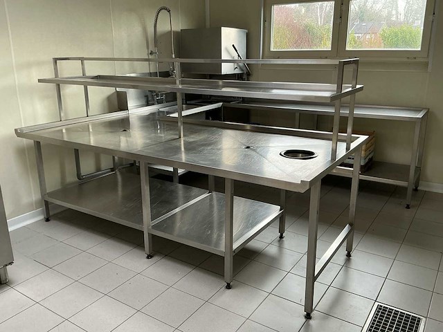 Spoelkeukenopstelling met hobart hx30e doorschuifvaatwasser (kapmodel) - afbeelding 5 van  19