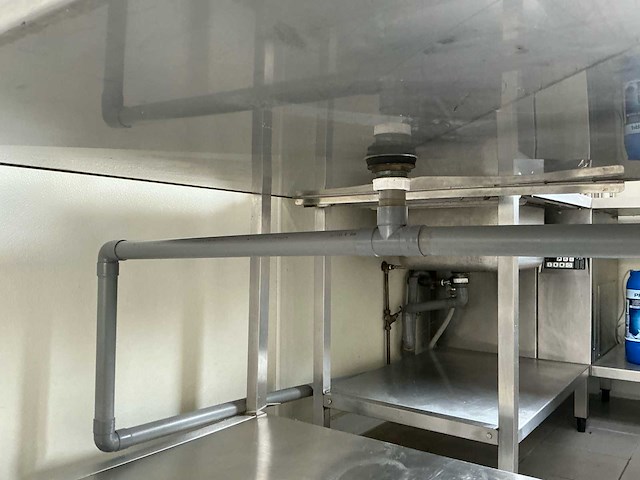 Spoelkeukenopstelling met hobart hx30e doorschuifvaatwasser (kapmodel) - afbeelding 7 van  19