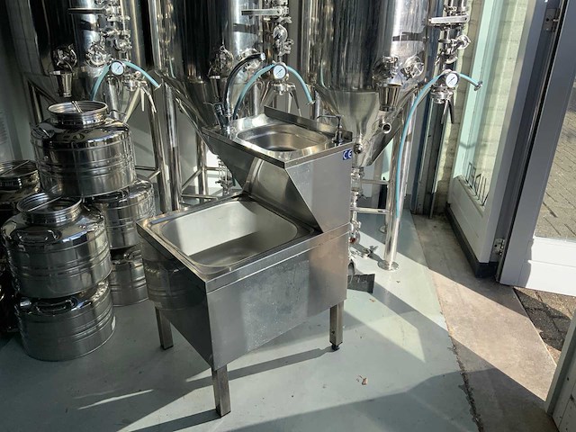 Spoelmeubel - afbeelding 1 van  3