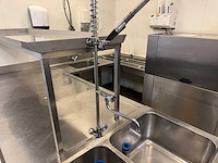 Spoeltafel met voorspoeldouche - afbeelding 6 van  6