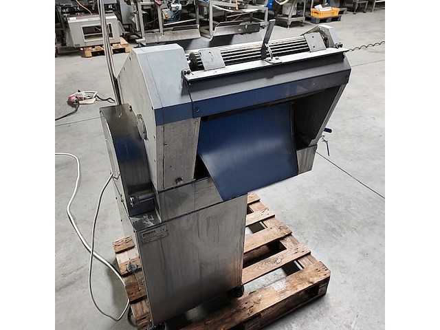 Spomasz - afbeelding 4 van  6