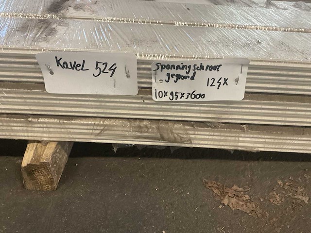 Sponningschroot gegrond 10x95x3600 mm (124x) - afbeelding 5 van  5