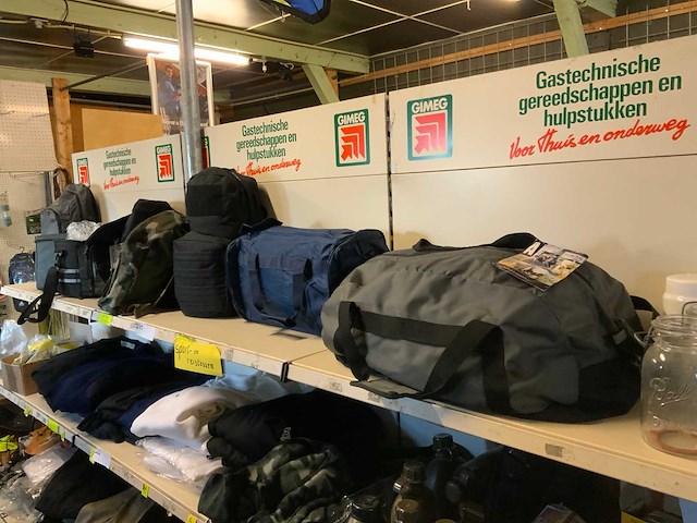 Sport en reistassen (8x) - afbeelding 1 van  7