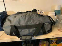 Sport en reistassen (8x) - afbeelding 2 van  7