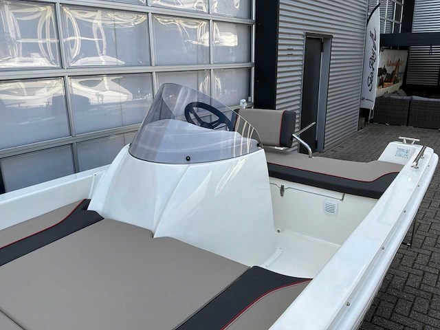 Sport yacht classic 470 sport consoleboot - afbeelding 3 van  21