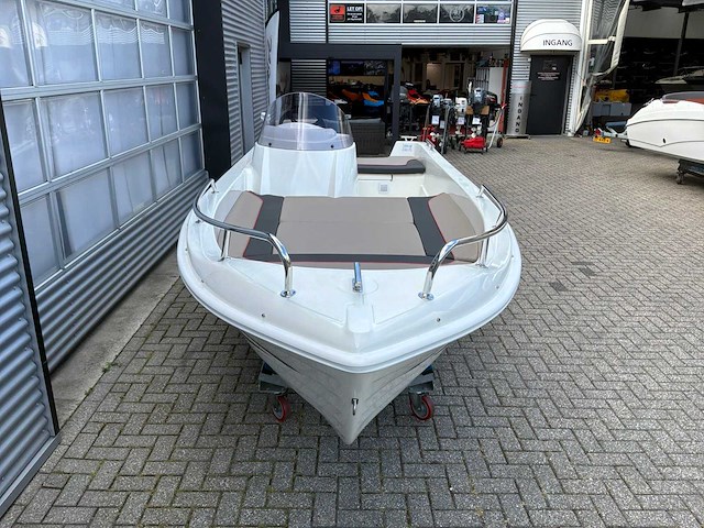 Sport yacht classic 470 sport consoleboot - afbeelding 12 van  21