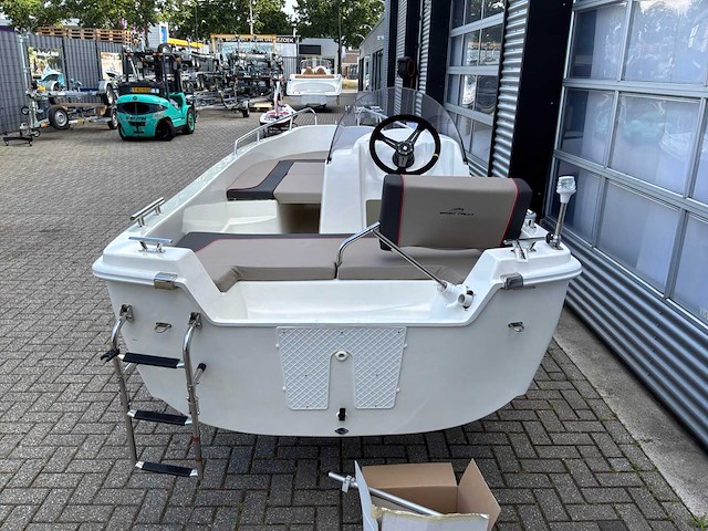 Sport yacht classic 470 sport consoleboot - afbeelding 16 van  21