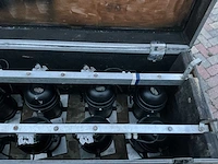 Spotlights met barren in flightcase - afbeelding 2 van  3