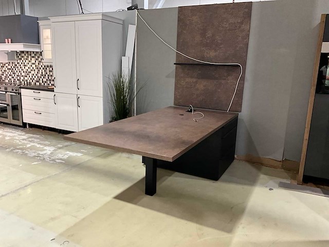Spraaktafel met bureau - afbeelding 3 van  8