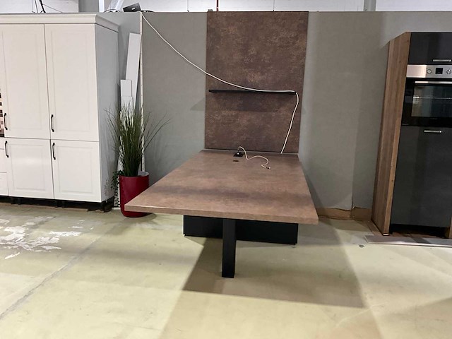 Spraaktafel met bureau - afbeelding 5 van  8