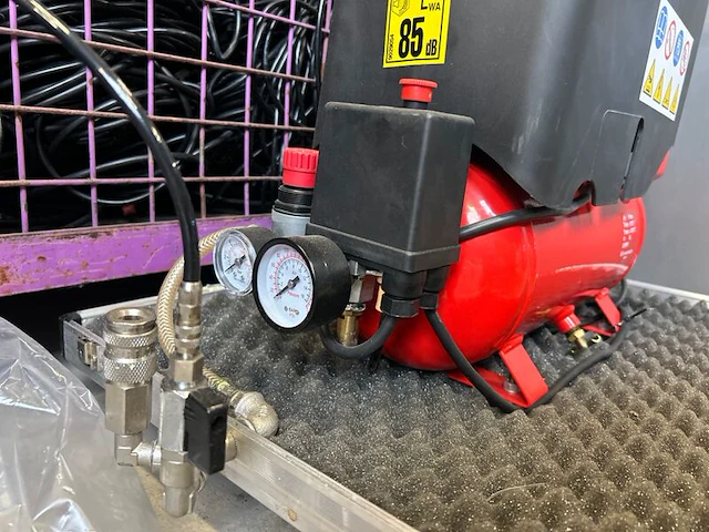 Spraytan-systeem met super silent profi 66 compressor sunny spray - afbeelding 5 van  6