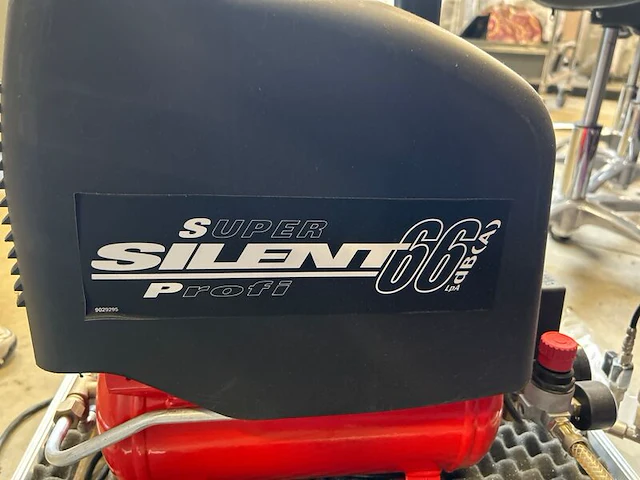 Spraytan-systeem met super silent profi 66 compressor sunny spray - afbeelding 6 van  6