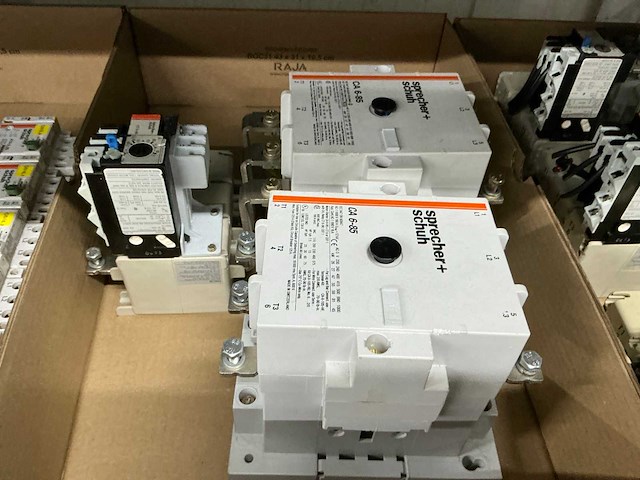 Sprecher+schuh divers schakelmateriaal - afbeelding 2 van  11