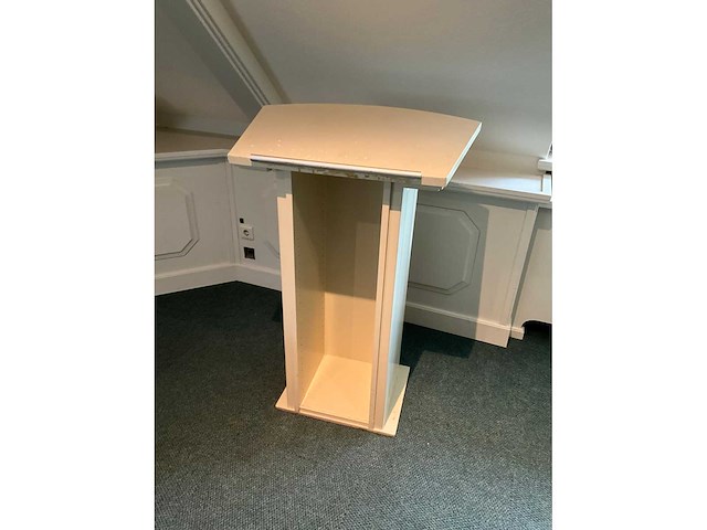 Spreektafel - afbeelding 4 van  4