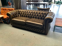 Springvale - casa 3689 - lederen chesterfield bank - afbeelding 2 van  9