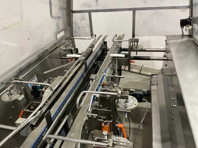 Sprinter - s 600 - dekselsluitmachine - afbeelding 2 van  25