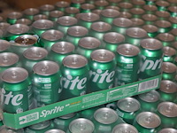 Sprite. 37 trays a 24 blikken 0,33l. totaal 888 blikken. tht 5-26. - afbeelding 3 van  3