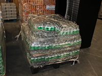 Sprite flesjes. 62 verpakkingen 12x330ml. totaal 744 stuks. bod is inclusief 111,60 euro statiegeldwaarde t... - afbeelding 1 van  2