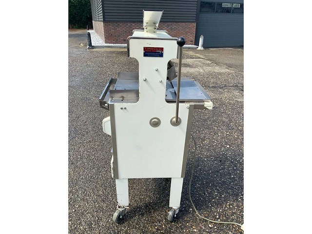 Spronk broodsnijmachine met nieuwe messen - afbeelding 4 van  8