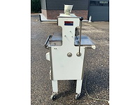 Spronk broodsnijmachine met nieuwe messen - afbeelding 4 van  7